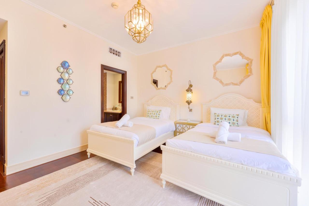 Ultra Luxury Downtown - Full Burj Khalifa View - 5 Min Walk To Dubai Mall! Dış mekan fotoğraf